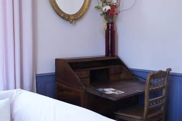 Location de vacances pour 14 personnes, avec jardin et piscine à Anzy-le-Duc - 2