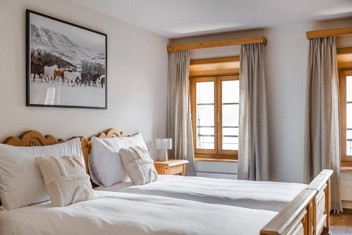 Hôtel pour 2 personnes, avec terrasse à Rougemont - 2