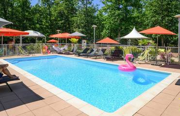 Hôtel pour 2 personnes, avec jardin et piscine dans Les Balnéades (Ardon)