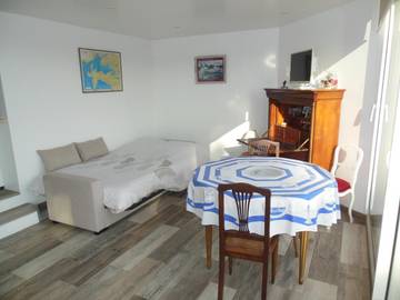 Gîte pour 2 personnes, avec jardin et vue à Crozon