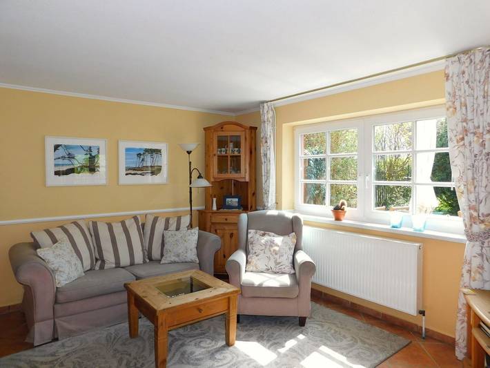 Ferienhaus für 4 Personen, mit Terrasse in Ahrenshoop - 2