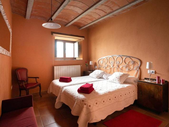 Casa rural para 12 personas, con Terraza además de Jardín y Piscina en Riudellots de la Selva - 3