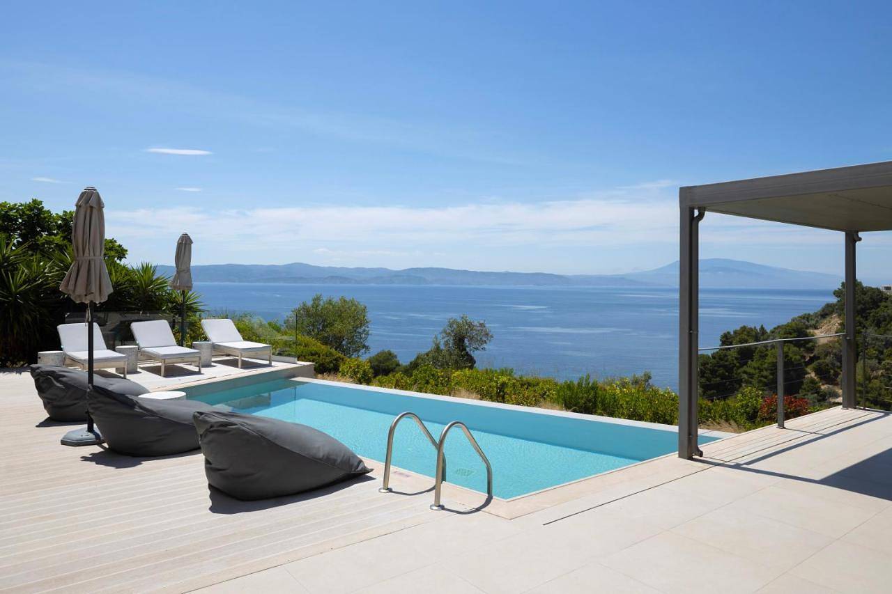 Kechria Bay Villas in Sporaden