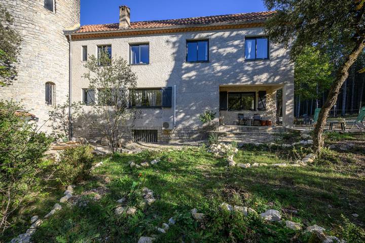Chambre d’hôte pour 2 personnes, avec Jardin dans le Vaucluse