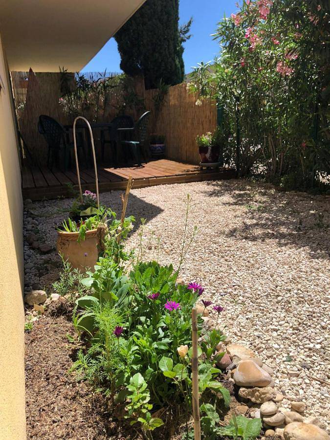 Apartamento de vacaciones para 4 personas, con piscina y jardín - 1