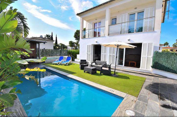 Apartamento para 7 personas, con Balcón además de Terraza y Jardín en Playa de Muro