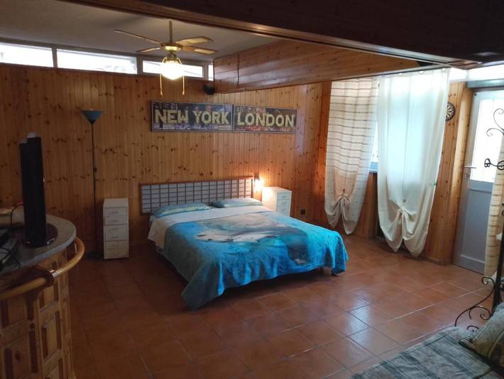 Gîte pour 3 personnes, avec Jardin et Vue à Orbassano