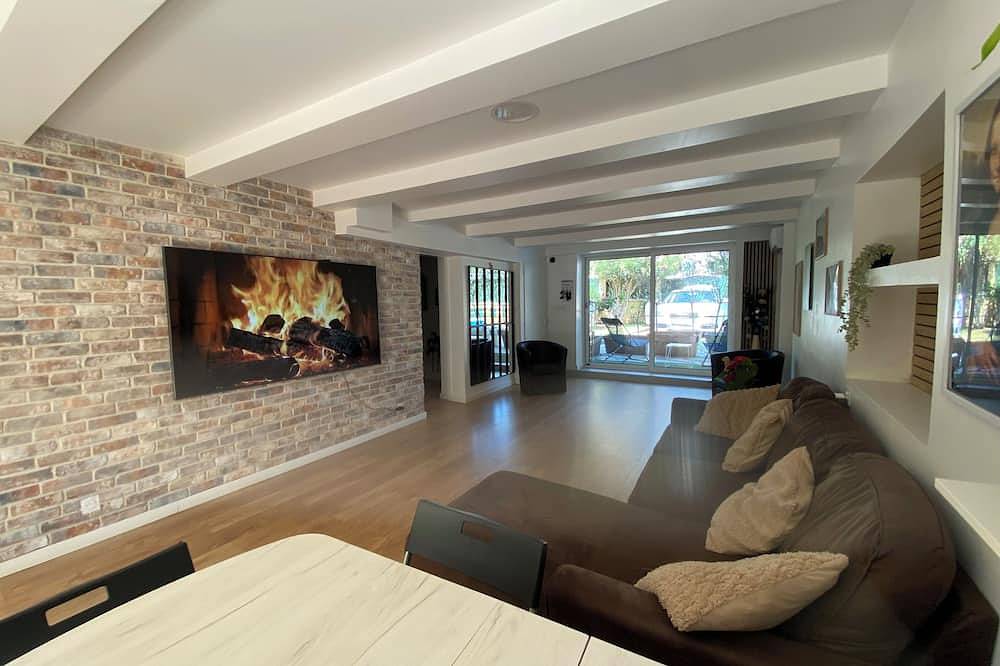 Lyon-Bron, Home: Eurexpo - Stadium Groupama in Bron, Rhône