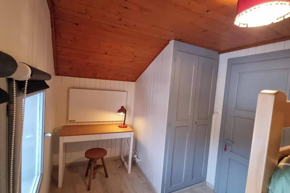 Geheel appartement, Duplex with view in the heart of the quiet village of Sarreyer near Verbier in Versegères, Bagnes