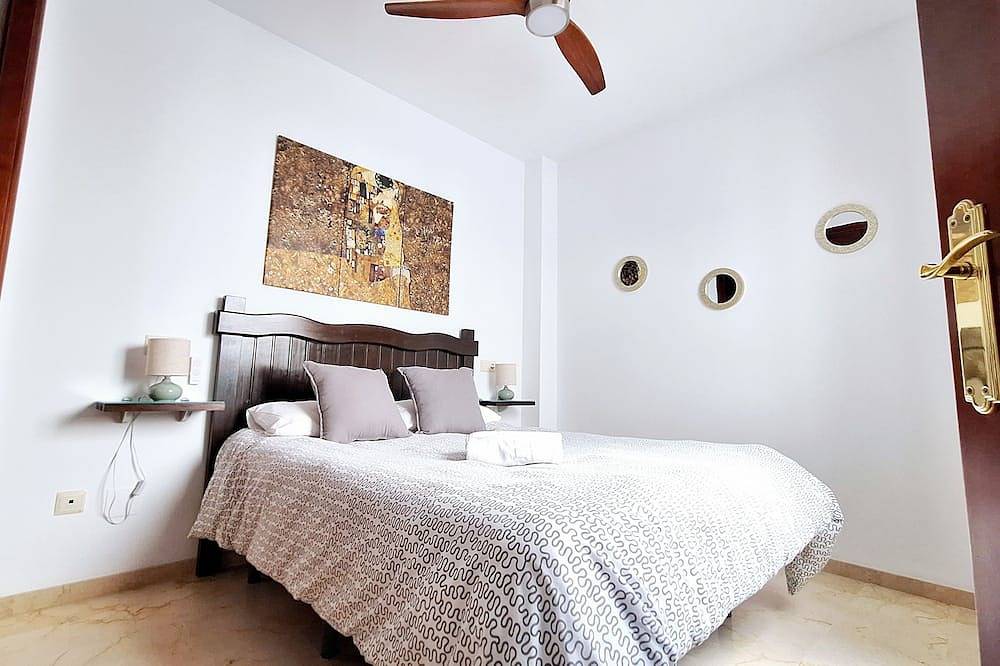 Entire apartment, Central loft in Ronda. Parking option. Wifi. Close to the Bullring and the Tajo in Ronda, Málaga Province