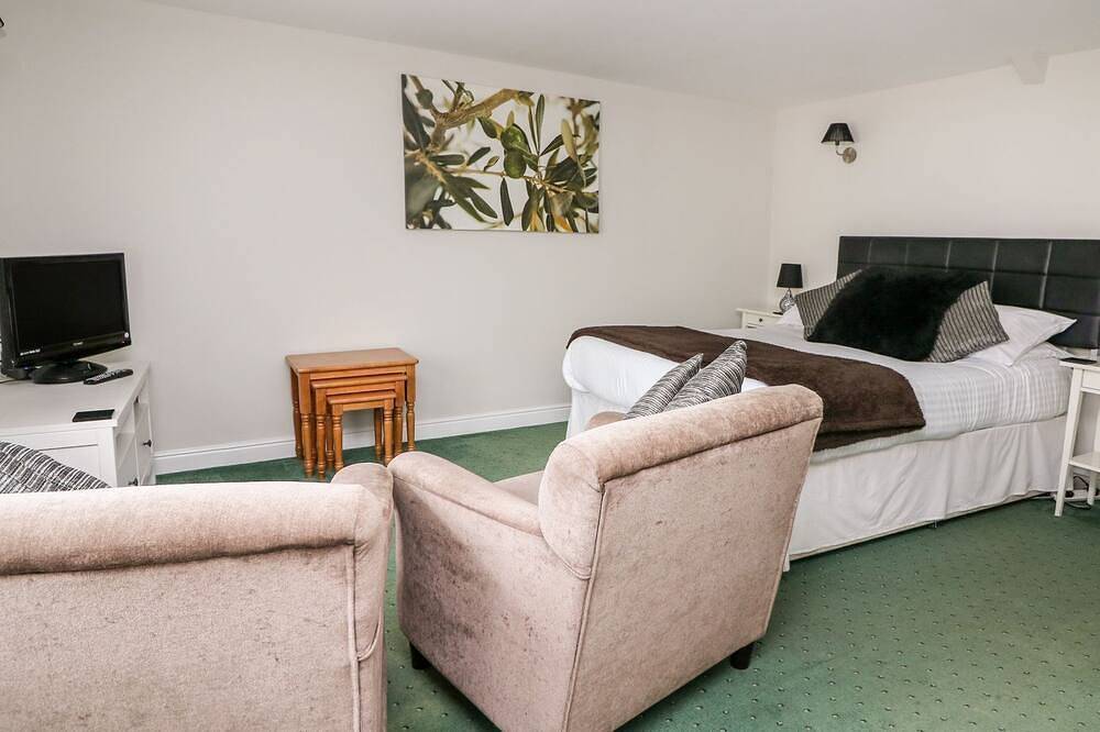 Triangle Inn Coachouse, pet friendly in Rhayader in Rhayader, Powys
