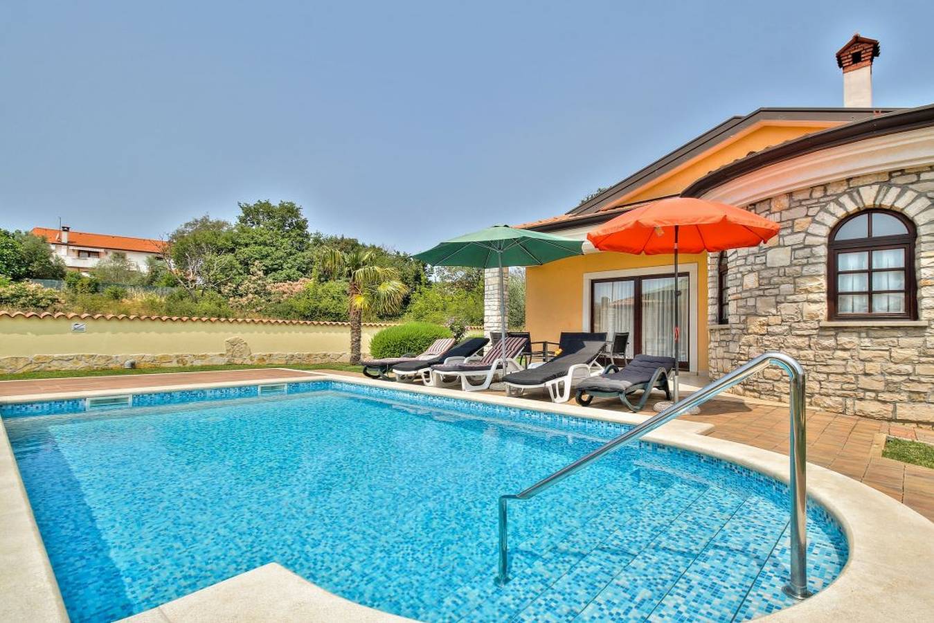 Villa Morena in Kaštel (Plovanija), Buje
