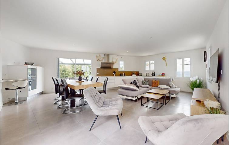 Location de vacances pour 8 personnes, avec terrasse et jardin à La Tremblade - 4