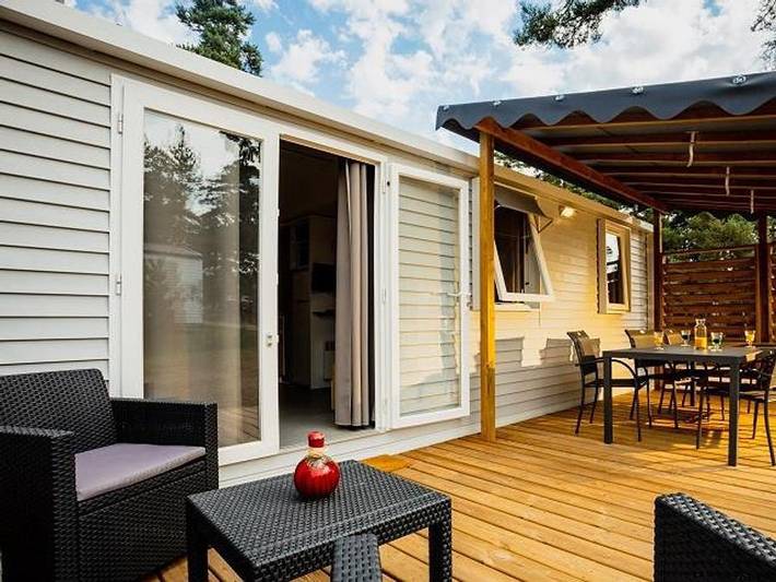 Camping pour 6 personnes, avec bassin pour enfant dans Lozère - 2