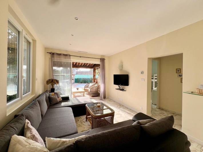 Villa pour 8 personnes, avec Terrasse et Jardin ainsi que Piscine et Vue dans Cap d’Antibes - 3