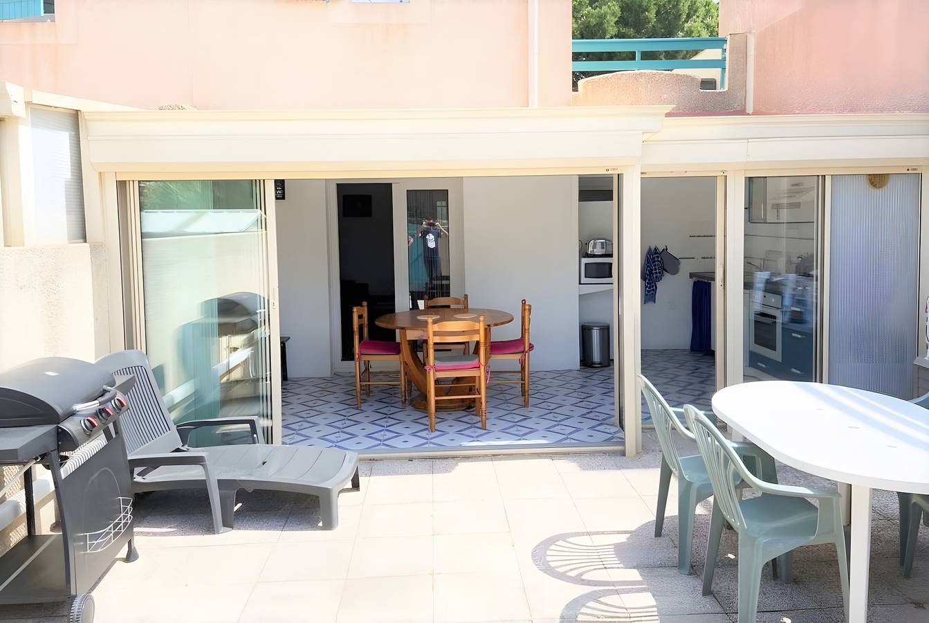 Ville à 80m Plage de la Grazel Wifi Parking 7 personnes in Gruissan (Ville), Gruissan
