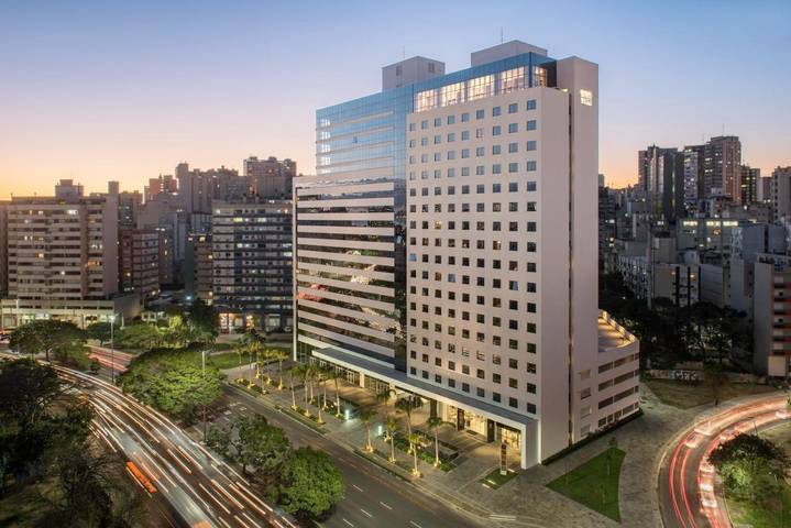 Pousadas para 10 pessoas, com jardim, com animais de estimação em Porto Alegre