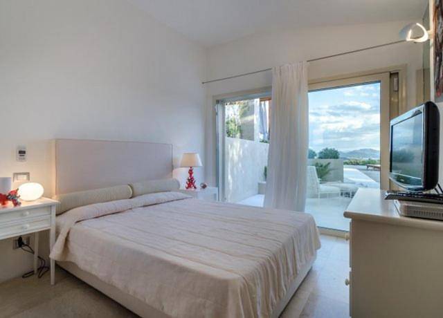 Hotel für 14 Personen, mit Whirlpool und Garten sowie Pool und Ausblick