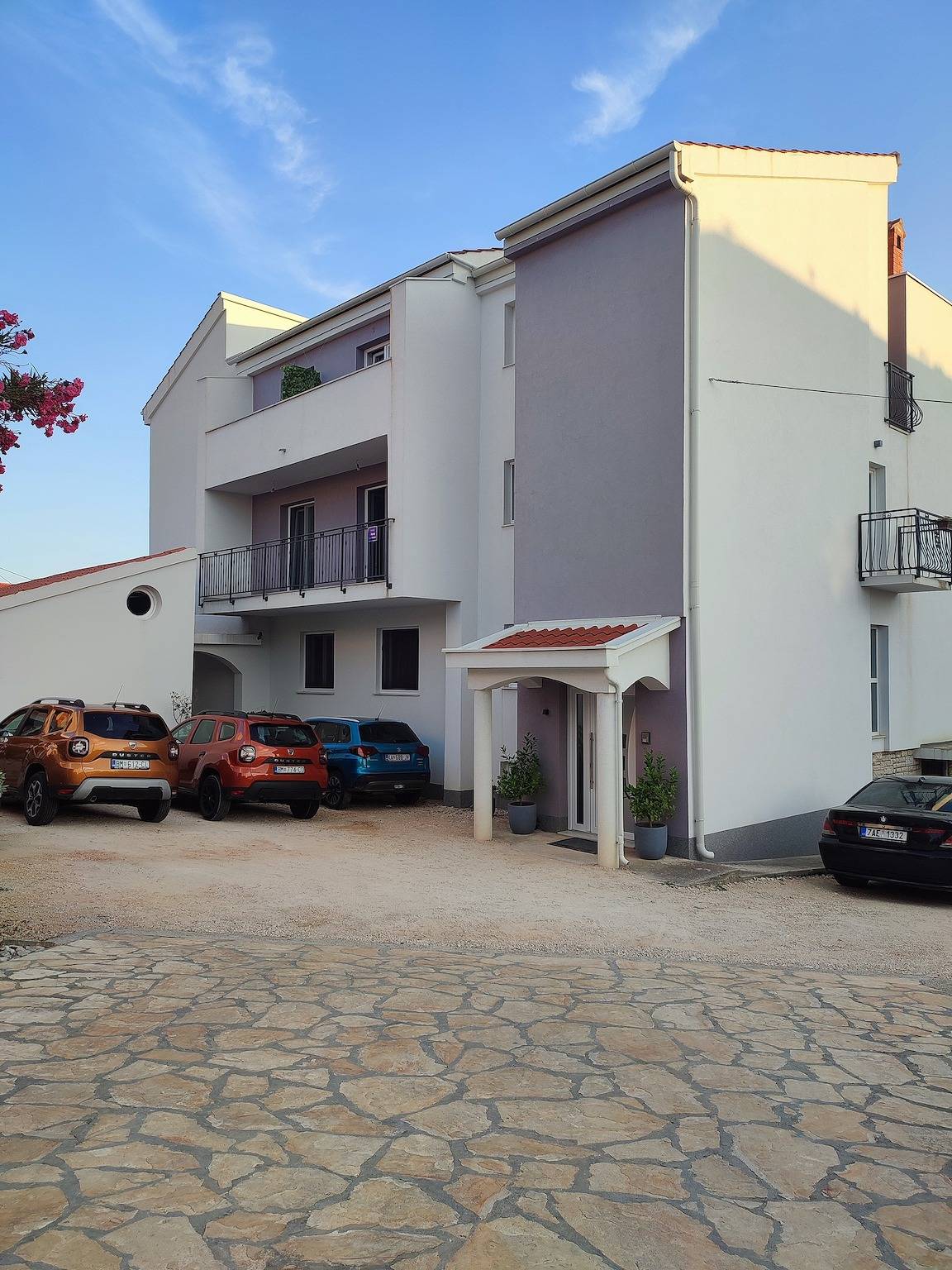 Ganze Wohnung, 2-Zimmer-Ferienwohnung mit Terrasse und Meerblick Zadar - Diklo, Zadar A-16369-b in Zadar Stadt, Zadar (Kommun)