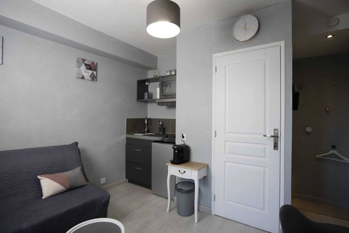 Studio entier, Studio cosy à Clermont-Ferrand 25 m² proche transport in Clermont-Ferrand, Parc naturel régional des Volcans d'Auvergne