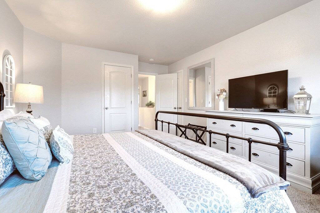 Neu! Makelloser Rückzugsort am Rande von Anchorage und in der Nähe von Wanderwegen und Zoo in Anchorage, Alaska