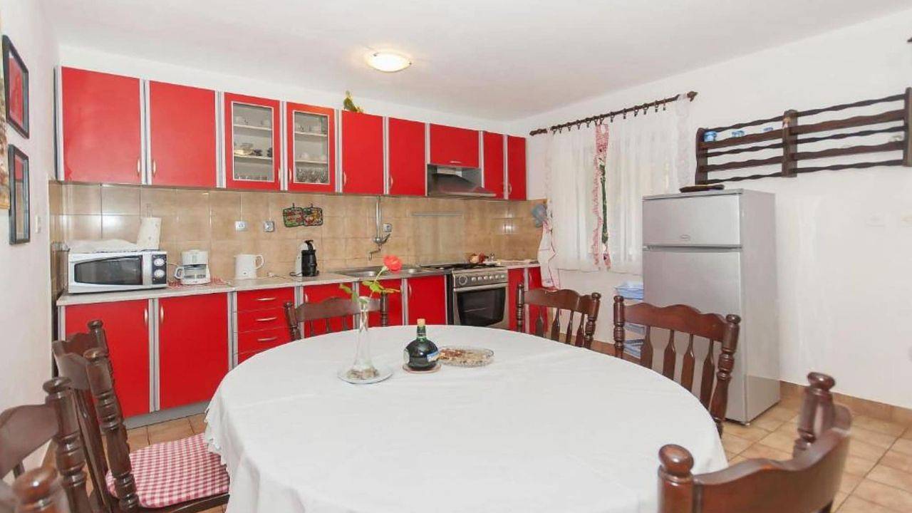 Entire holiday apartment, Ferienwohnung für 5 Personen (70 m²) in Rogoznica in Rogoznica, Šibenik-Knin
