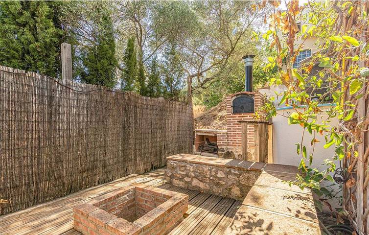 Casa rural para 9 personas, con vistas al lago y jardín además de vistas y piscina en Iznájar - 4