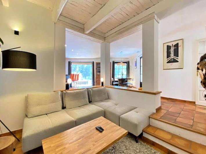 Gîte pour 8 personnes, avec piscine et jardin à Ventabren - 3