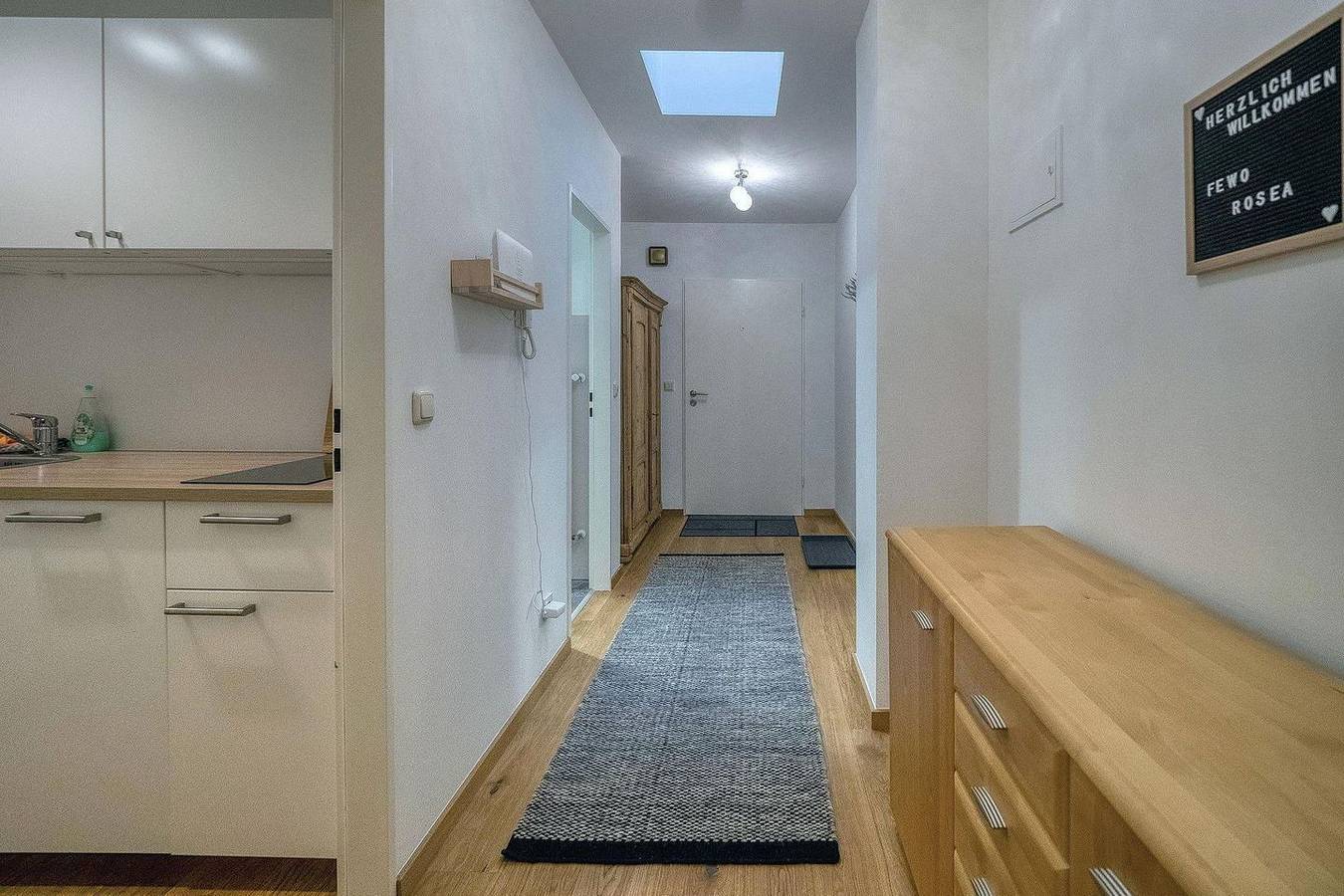 Appartement entier, Zentrale City-Fewo mit Bergblick & Parkplatz – ideal für Paare & Kurzurlaube in Bad Reichenhall, Alpes de Berchtesgaden
