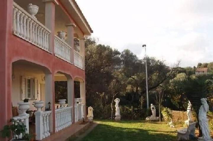 Ferienwohnung für 6 Personen, mit Balkon und Garten - 1