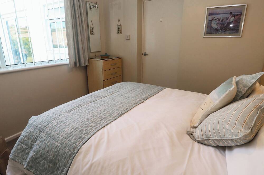 Bre An Mor, country holiday cottage, with a garden in Praa Sands in Praa Sands, Cornwall