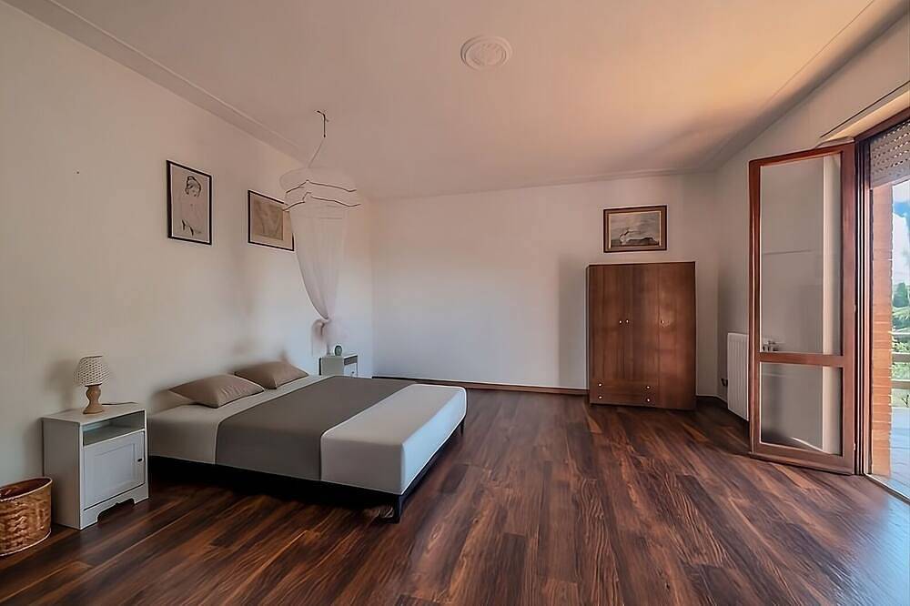 Exclusive villa with view, garden, bbq, pets allowed and parking space in Montefalco, Perugia Provinz