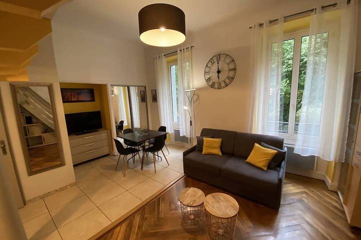 Gîte pour 4 personnes, avec Terrasse ainsi que Jardin et Piscine dans Parc du Bois Vidal - 2