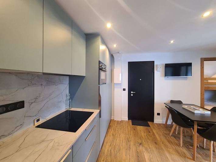 Gîte pour 5 personnes, avec balcon dans Les Carroz - 2