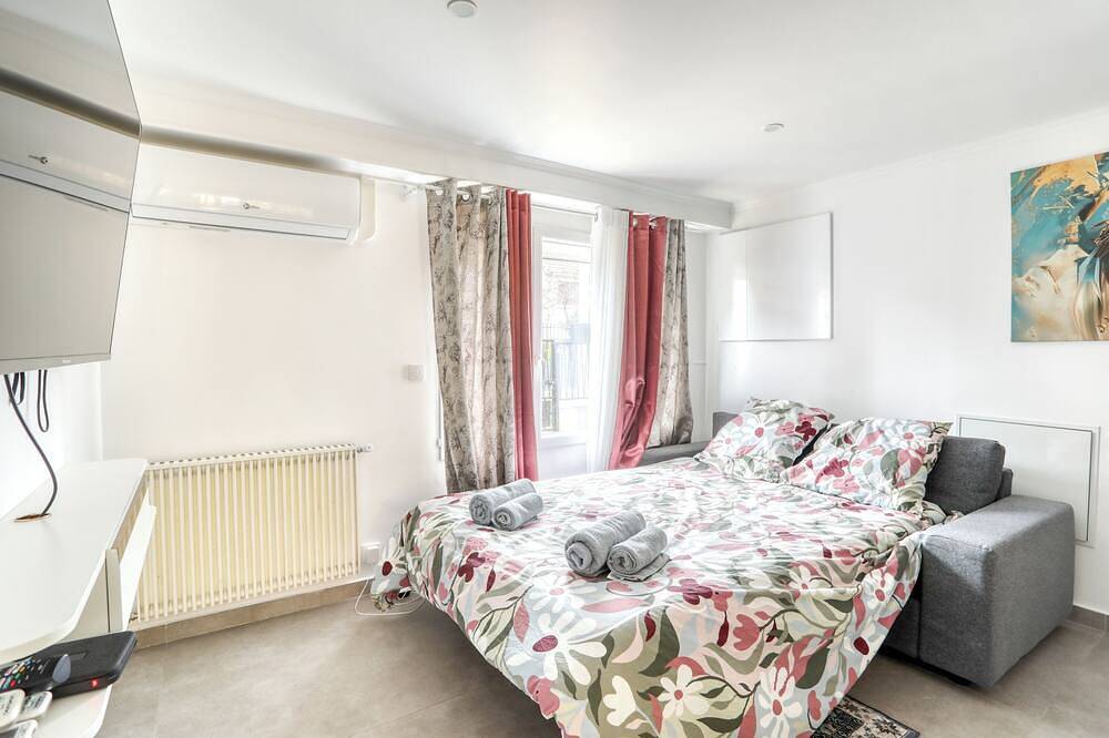 Entire apartment, Cozy ground-floor villa flat* Paris, Expopark, Cdg in Aulnay-sous-Bois, Seine-Saint-Denis