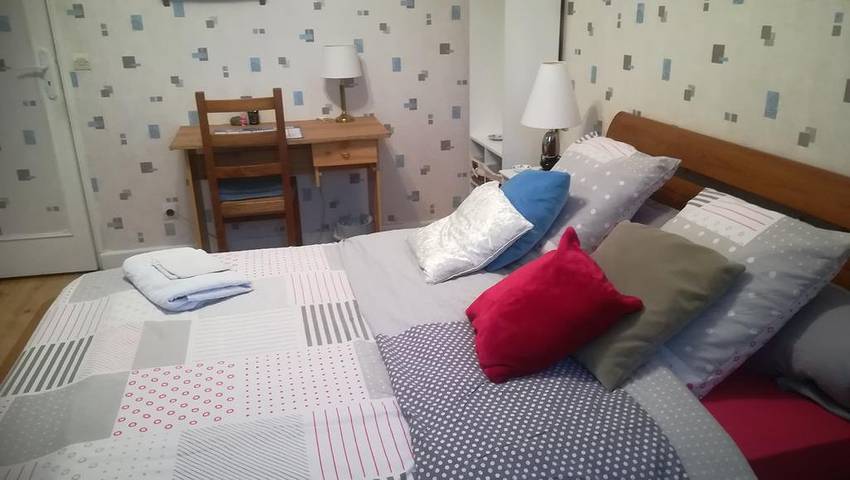 Gîte pour 2 personnes, avec jardin dans Île de France - 2