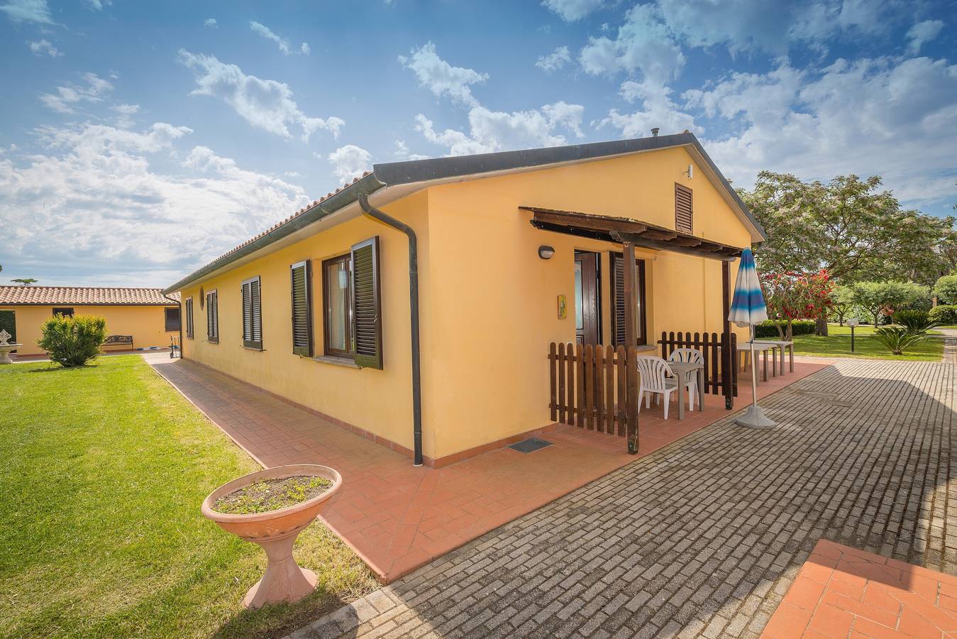 Farmhouse "Il Girasole - Cappero" with Shared Pool, Shared Garden & Wi-Fi in Campiglia Marittima, Etruscan Coast