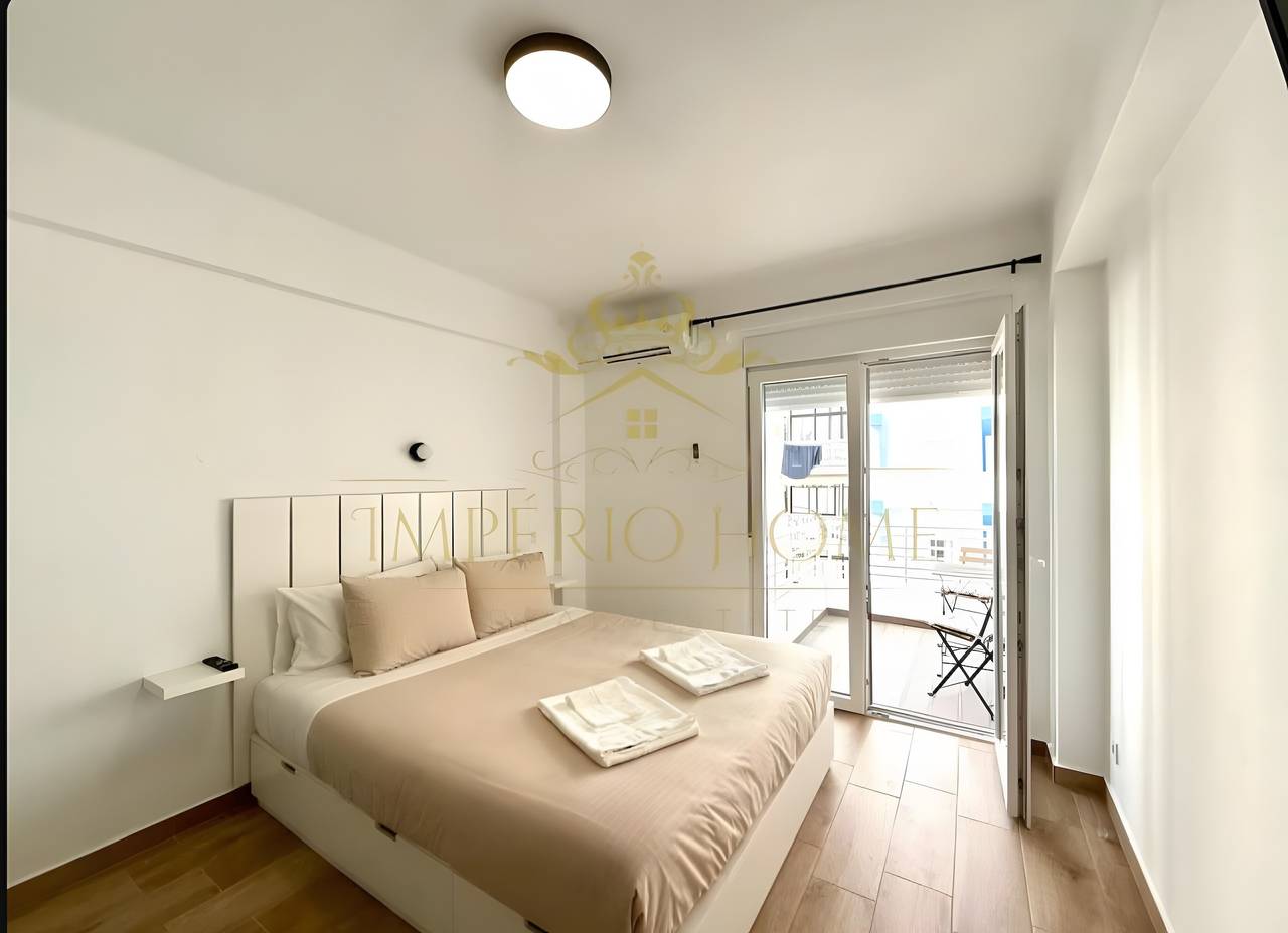 Ganze Wohnung, Apartment 'Armação Beach' mit Balkon, Wlan und Klimaanlage in Armação de Pêra (costa), Armação de Pera