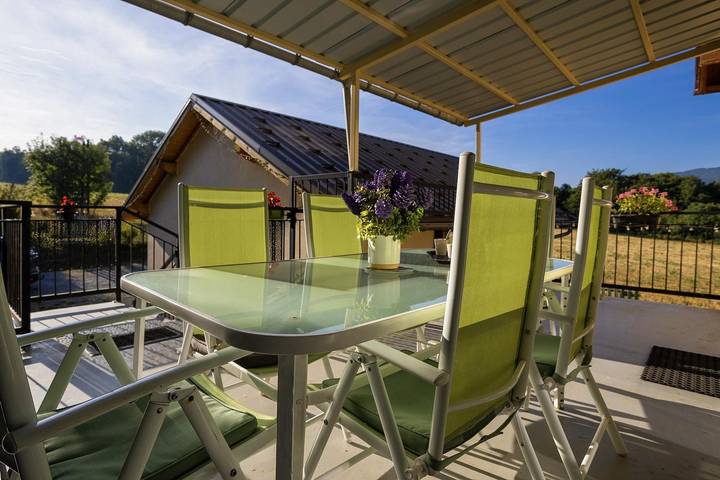 Gîte für 5 Personen, mit Terrasse und Garten