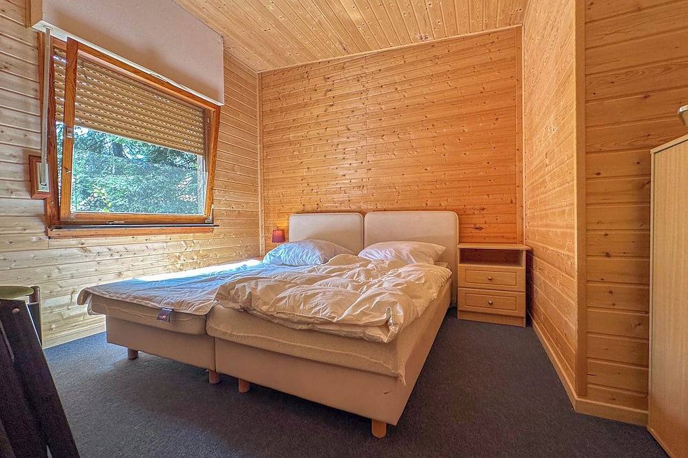 Schönes Holzhaus auf dem Lande in Brandscheid, Naturpark Hohes Venn-Eifel