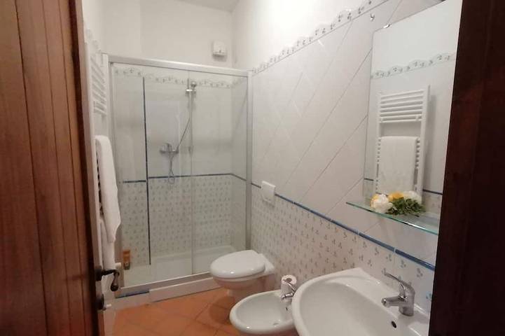 A 5 minuti dal mare, terrazza panoramica. il melograno borgocasalcristiana in Torre di Palme, Fermo