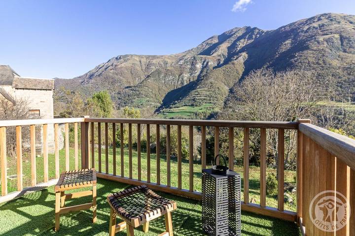 Gîte pour 12 personnes, avec jardin à Sazos - 3