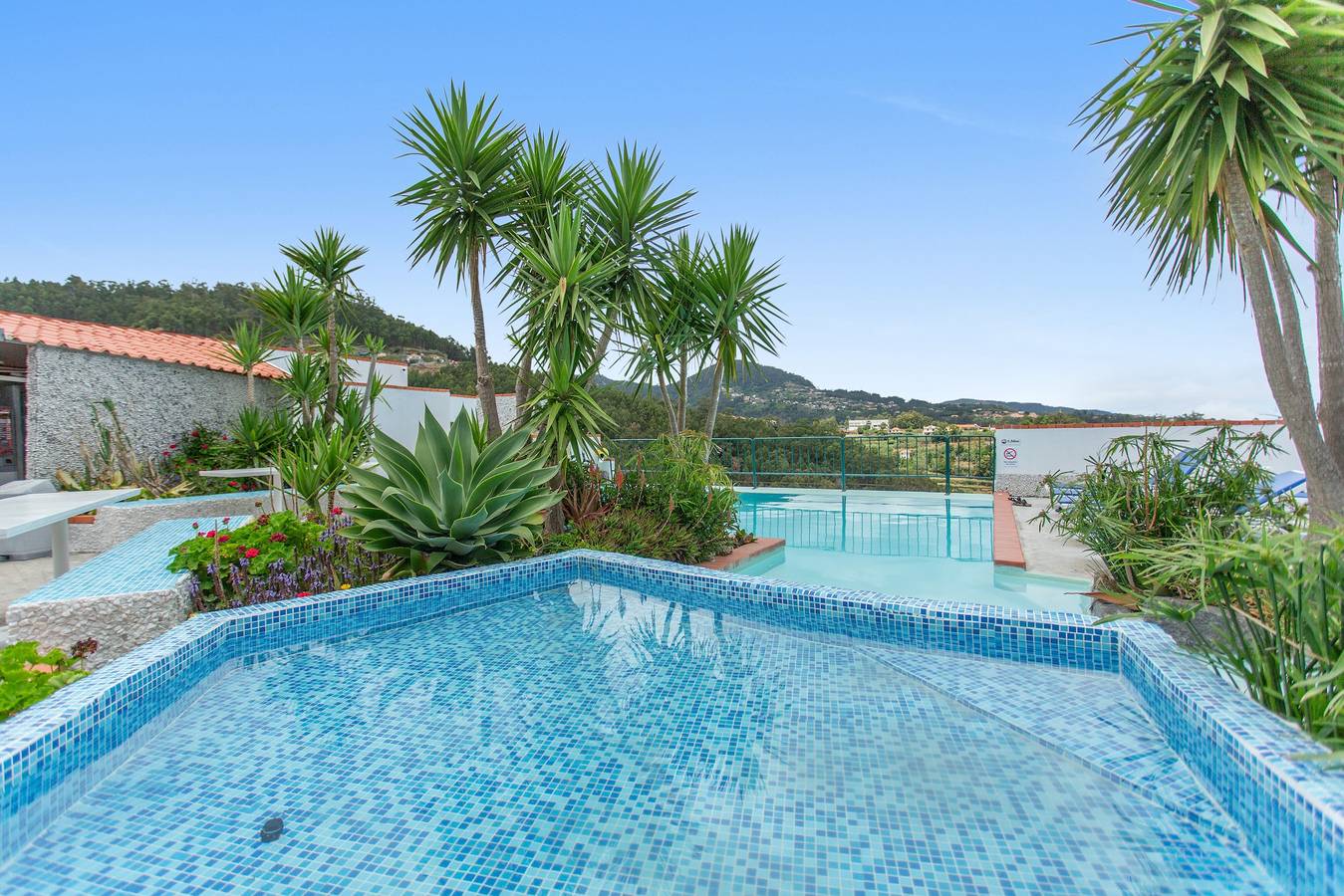 Appartement 'Classic Panoramic View Ocean' met gedeeld zwembad, tuin en wifi, foto 12