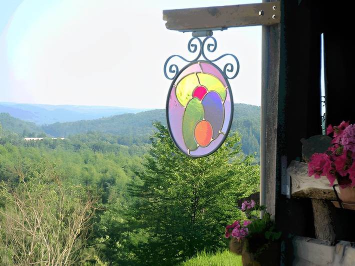 Chambre d’hôte pour 4 personnes, avec jardin dans Parc Naturel Régional Livradois-Forez - 2