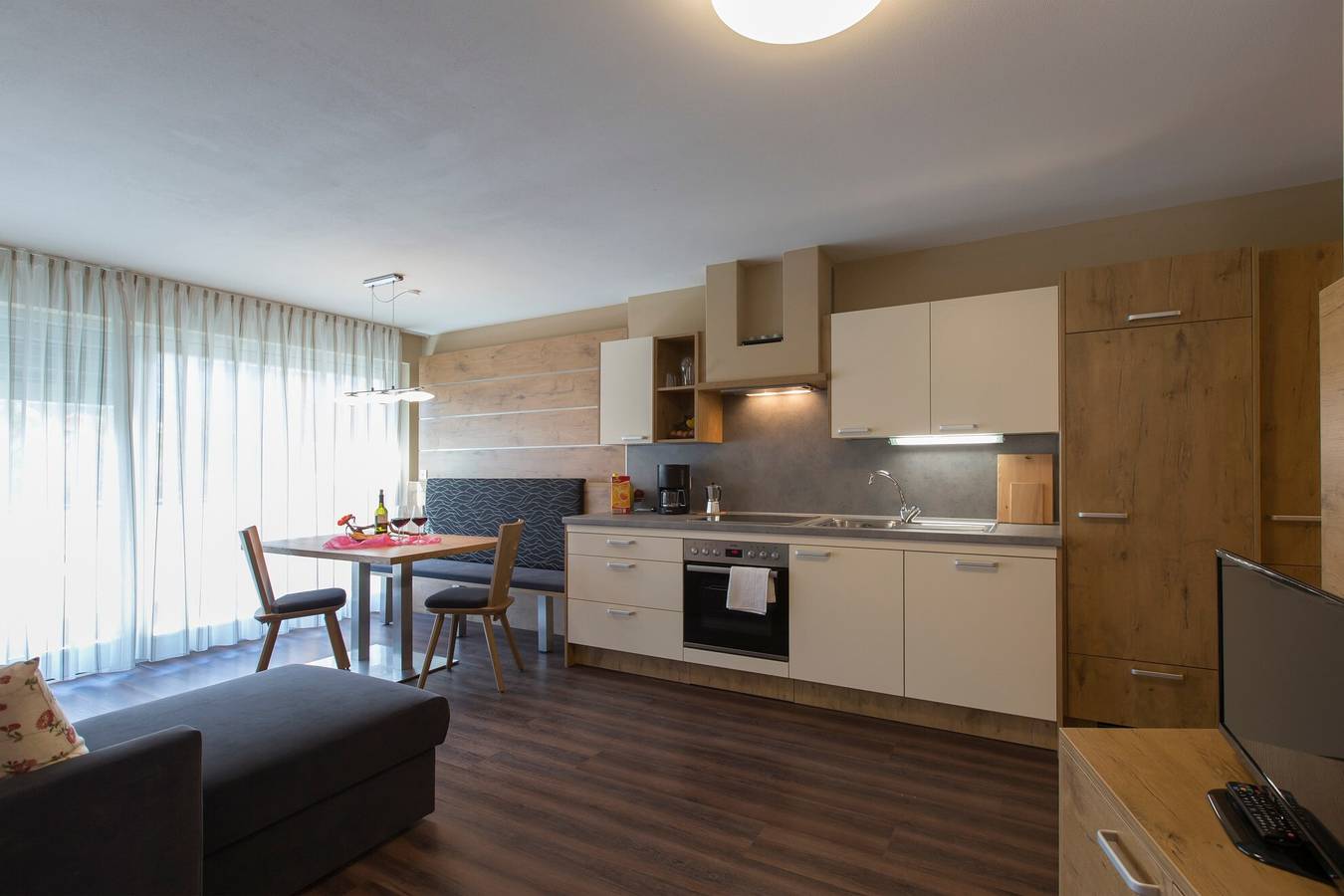 Ganze Wohnung, Ferienwohnung "Alpenblick Nr 6" mit Gemeinschaftsgarten und Wlan in Rein in Taufers, Sand in Taufers