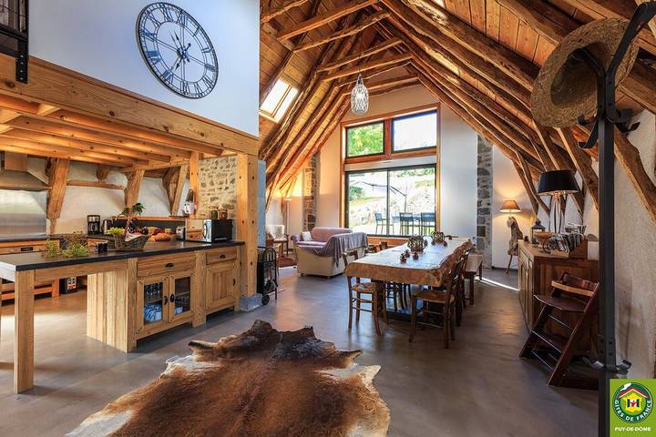 Gîte pour 8 personnes, avec jardin et sauna à Orcival (Puy-de-Dôme) - 4