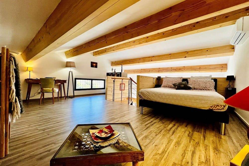 ⭐ Le Grand Sabouillon ⭐ Loft-style villa ⭐ private pool ⭐ Mont Ventoux view ⭐ in Buis-les-Baronnies, Nyons region