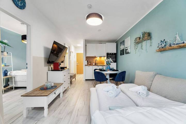 Appartement entier, Superior 2-zimmer 36qm Kingsize Boxspring 55' TV Home-office 11min Hbf in Homberg/Ruhrort/Baerl, Duisbourg