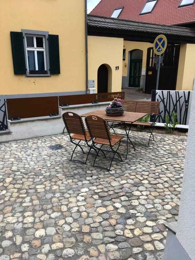 Ferienwohnung, mit Balkon und Terrasse sowie Seeblick und Ausblick
