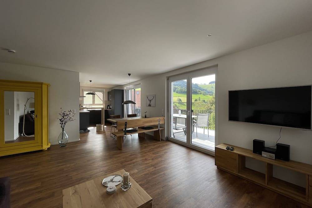 5 Ferienwohnung Wiesengrün Mitten im Naturpark Südschwarzwald in Horben, Südschwarzwald